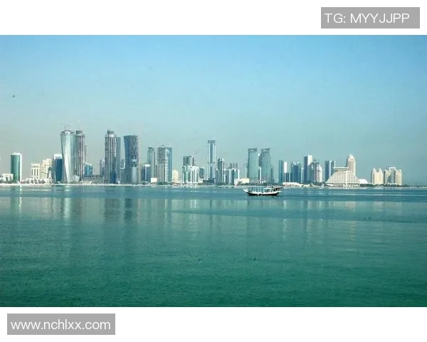 沙特足球明星卡塔的辉煌历程与未来展望解析 沙特足球明星卡塔的辉煌历程与未来展望解析